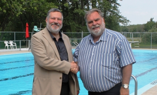 René Fournier, maire de Carignan, et Jacques Ladouceur, maire de Richelieu.