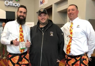 Pascal Lalonde et des participants du Pizza Expo