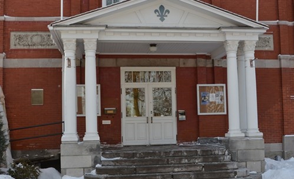 La mairie de Chambly.