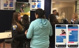 Les policiers de la Régie intermunicipale de police Richelieu-Saint-Laurent rencontre les jeunes pour les sensibiliser au phénomène des sextos.