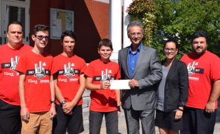 Remise d’une bourse d’excellence à trois élèves de l’École secondaire de Chambly