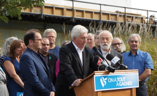Gilles Duceppe dans le comté pour parler de transport ferroviaire