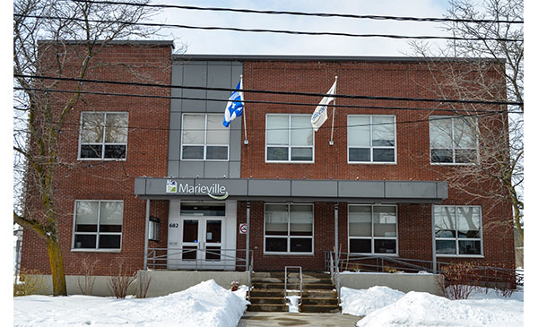 Hôtel de ville de Marieville (Photo: archivres / Mathieu Tye)