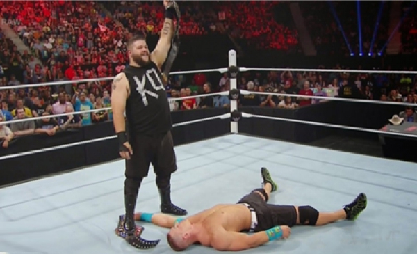 WWE : Kevin Owens s’offre le champion américain!