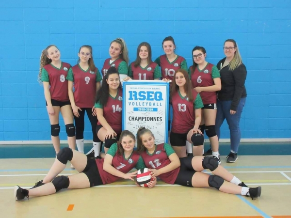 L’École secondaire de Chambly sacrée championne de volley-ball féminin